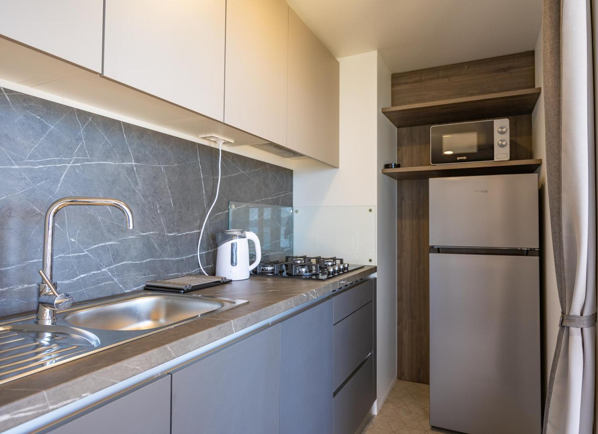 Camp Dole Zivogosce - Mobile Home And Glamping Tent חדר תמונה