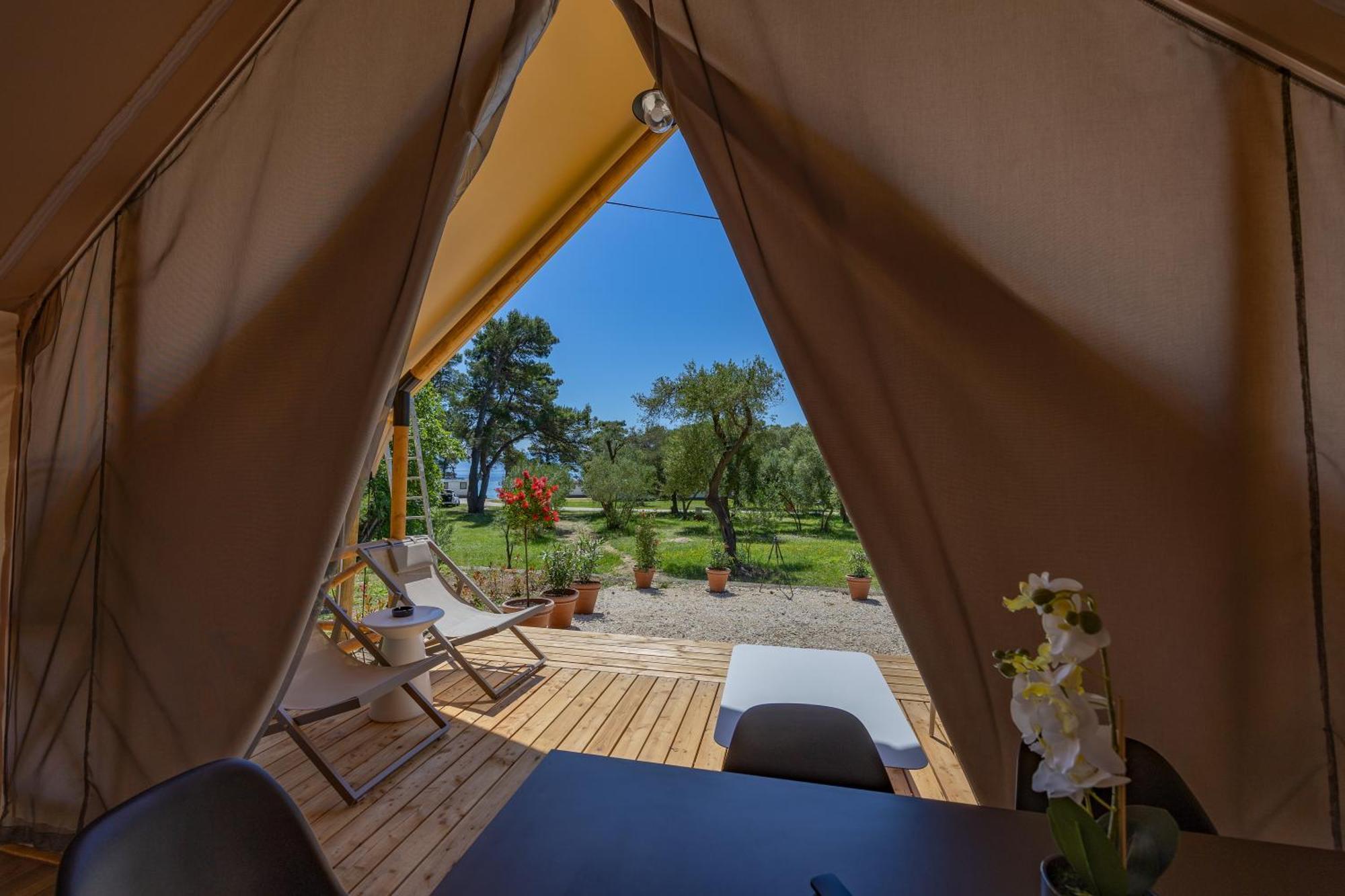 Camp Dole Zivogosce - Mobile Home And Glamping Tent מראה חיצוני תמונה